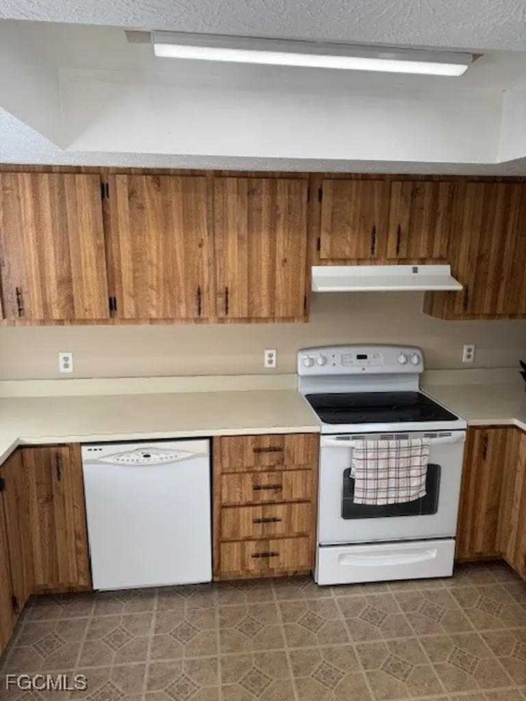 4420 Santa Barbara Boulevard Cape Coral FL 33914