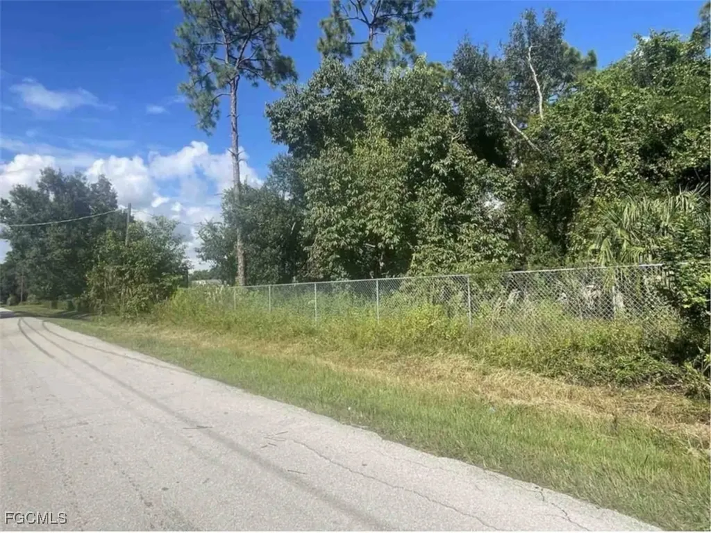 6251 Hamilton Drive Fort Myers FL 33905