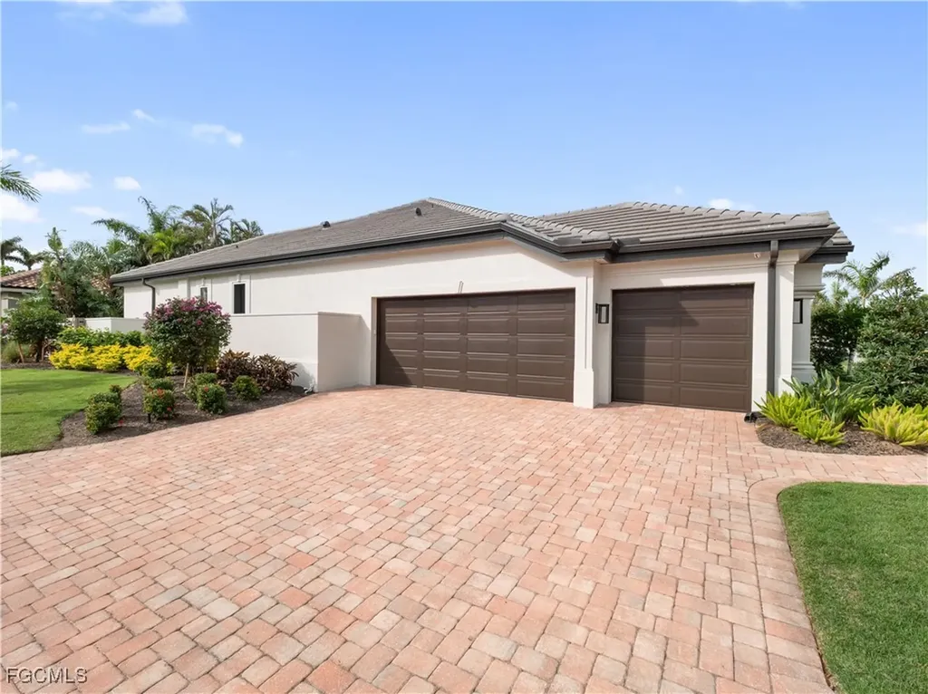 11451 Compass Point Drive Fort Myers FL 33908