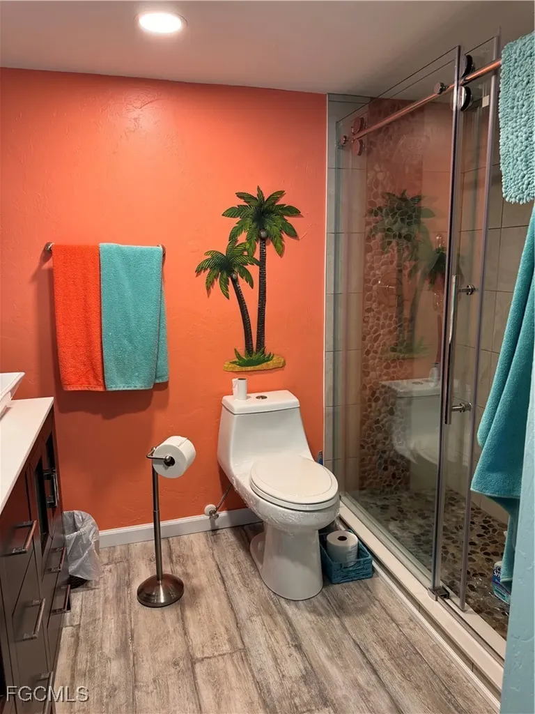 81 Sun Circle Fort Myers FL 33905