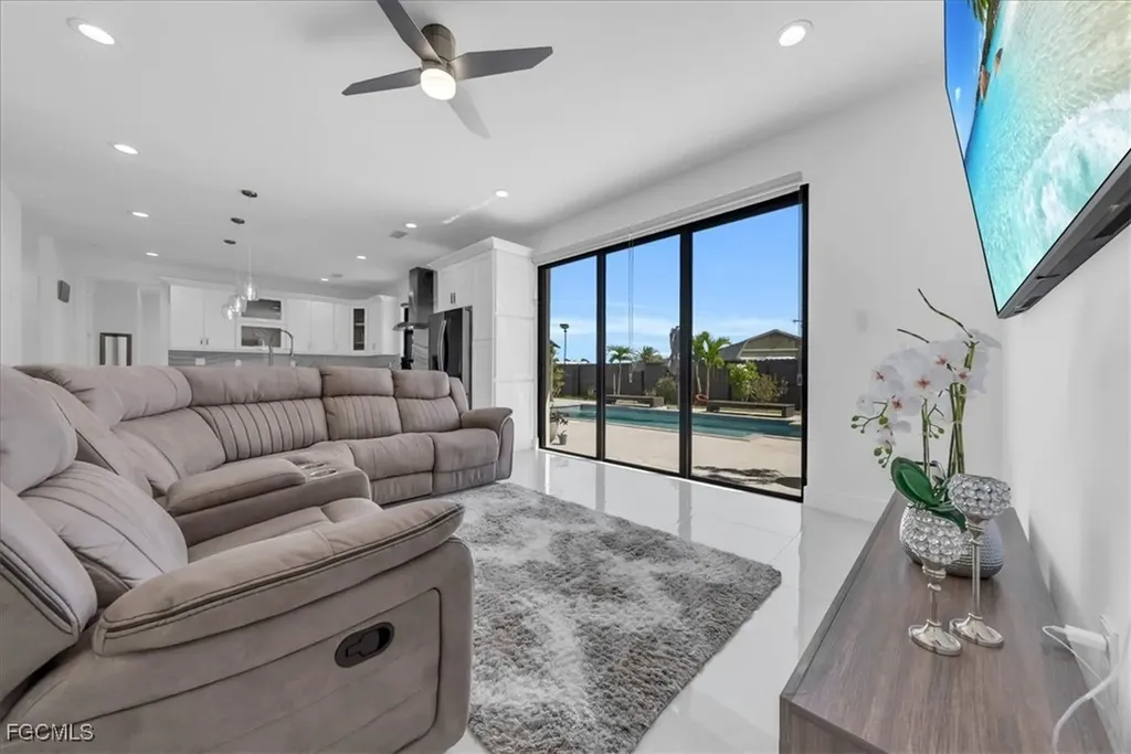363 Paisley Avenue Lehigh Acres FL 33974
