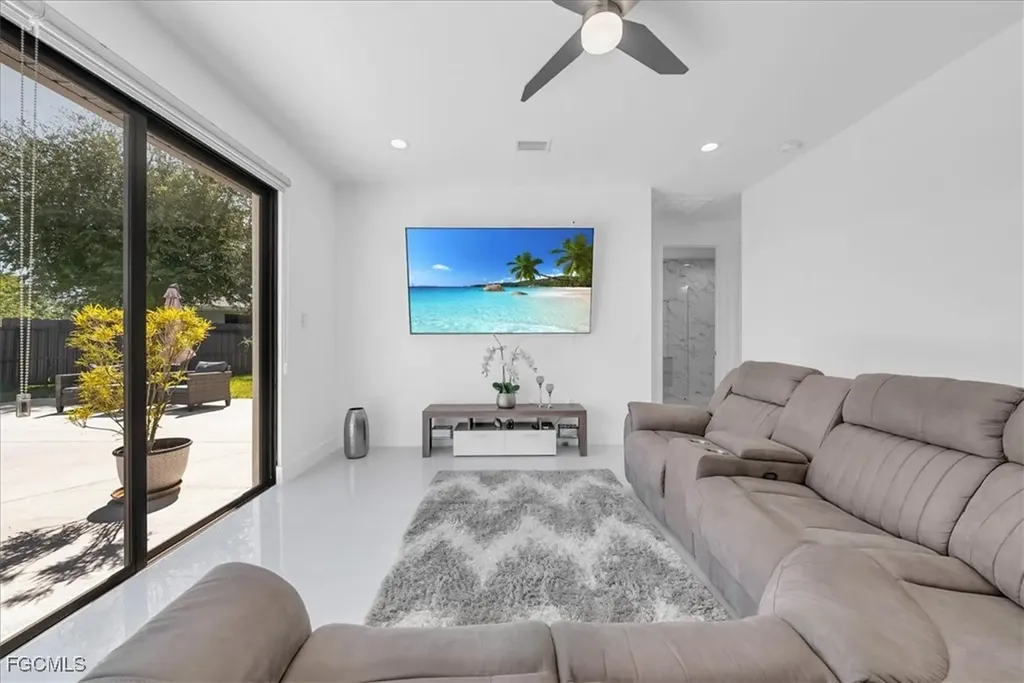 363 Paisley Avenue Lehigh Acres FL 33974
