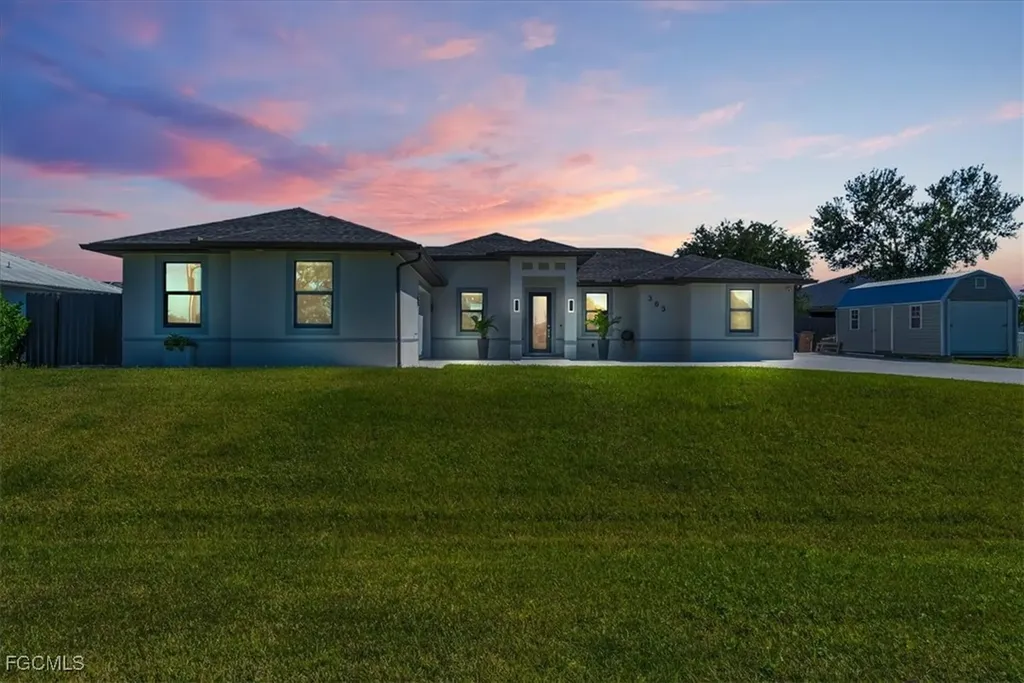 363 Paisley Avenue Lehigh Acres FL 33974