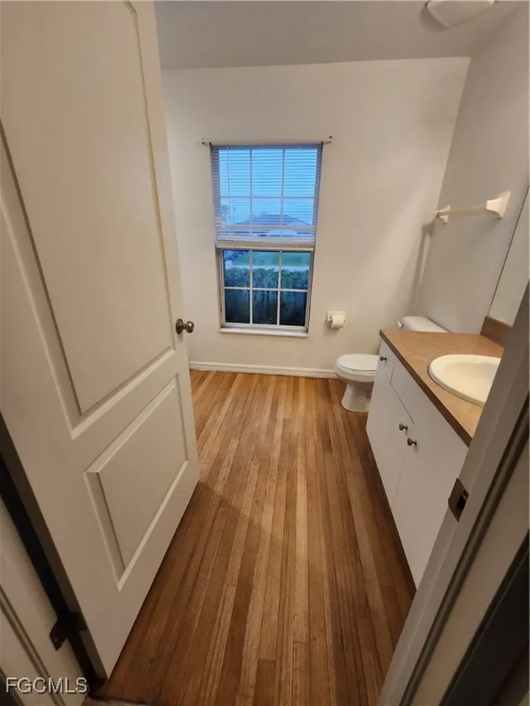 404 NE 23rd Terrace Cape Coral FL 33909