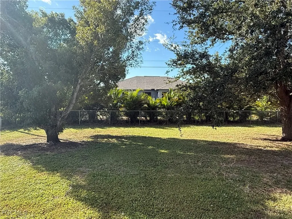 404 NE 23rd Terrace Cape Coral FL 33909