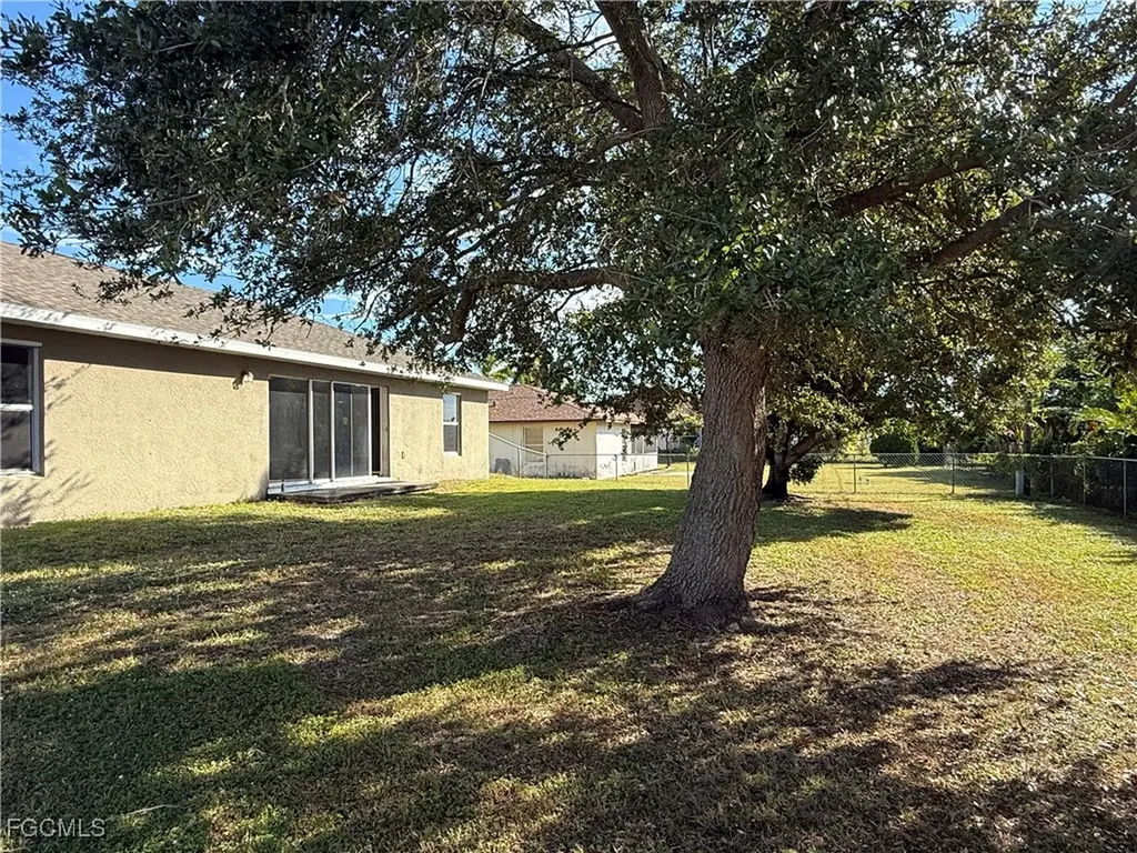 404 NE 23rd Terrace Cape Coral FL 33909