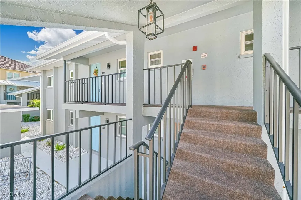 1808 Beach Parkway Cape Coral FL 33904