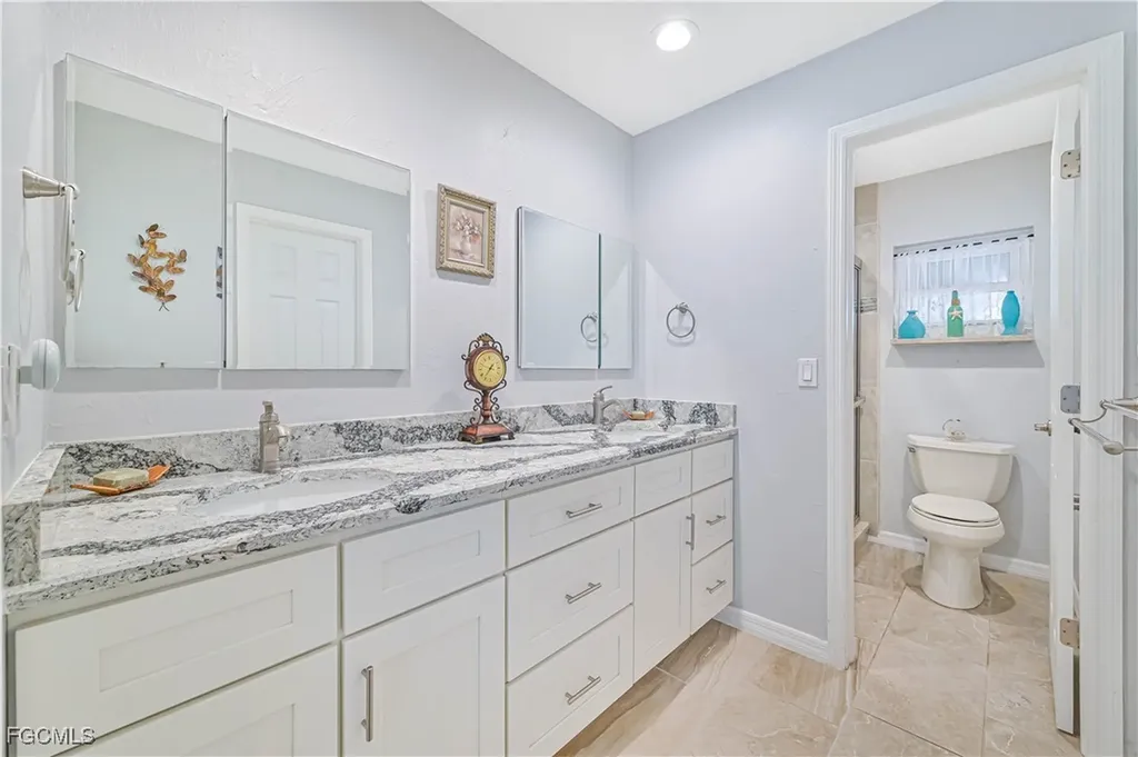 1808 Beach Parkway Cape Coral FL 33904