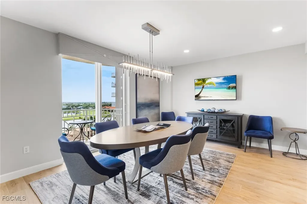 14250 Royal Harbour Court Fort Myers FL 33908