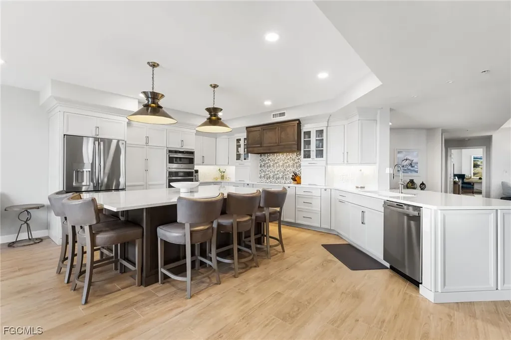 14250 Royal Harbour Court Fort Myers FL 33908