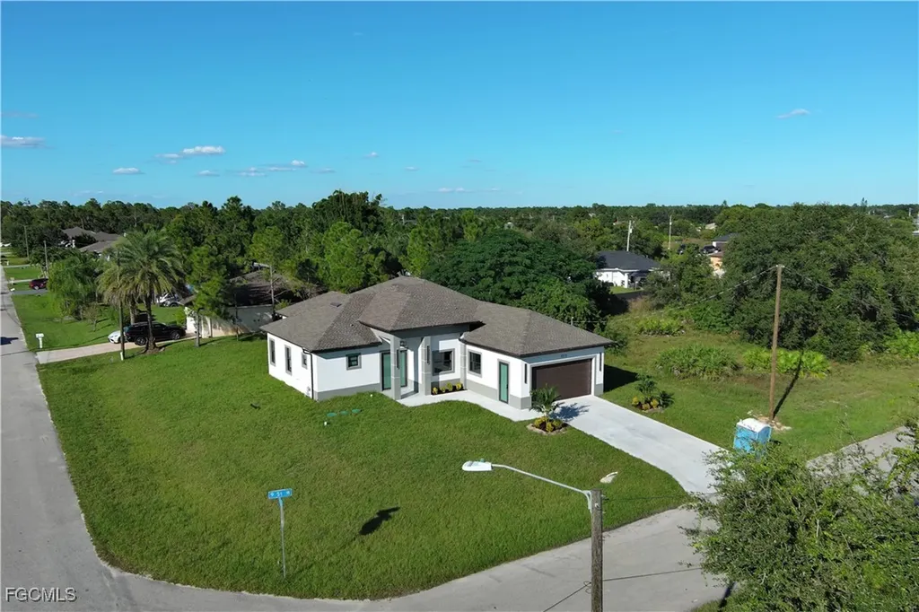 3512 9th Street W Lehigh Acres FL 33971