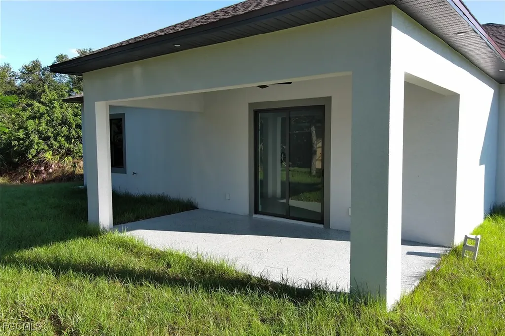 3512 9th Street W Lehigh Acres FL 33971