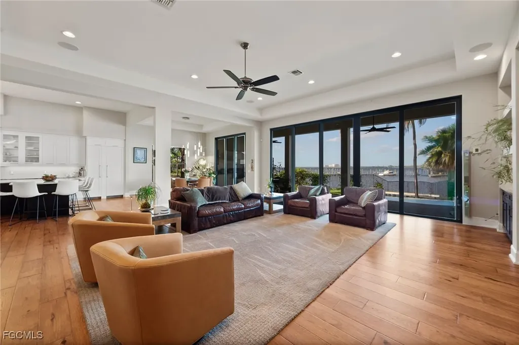 14994 Bonaire Circle Fort Myers FL 33908