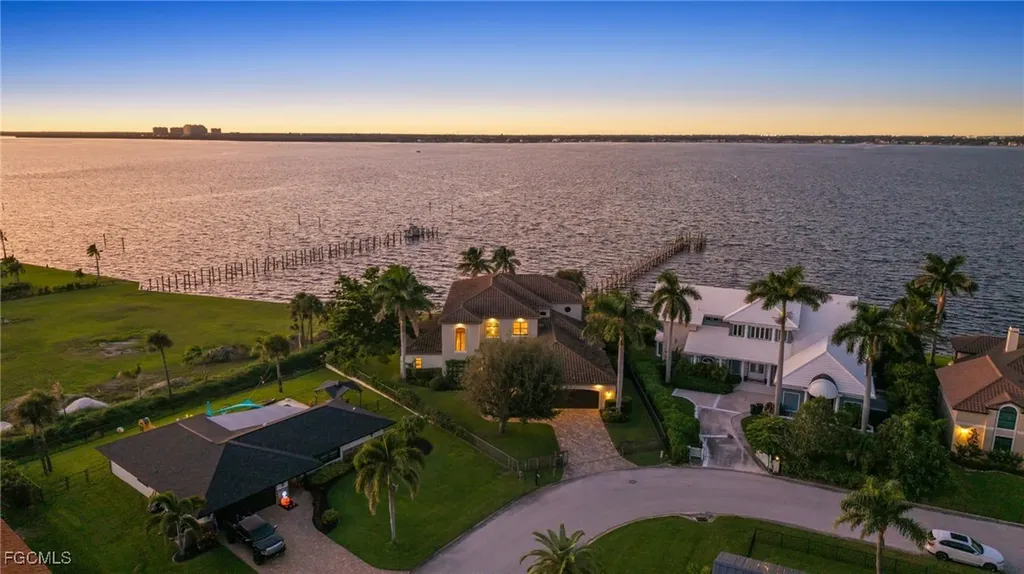 14994 Bonaire Circle Fort Myers FL 33908