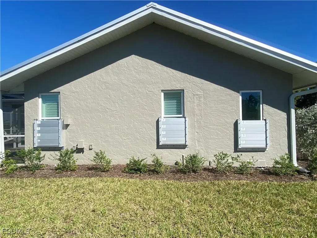 1073 Sand Castle Road Sanibel FL 33957