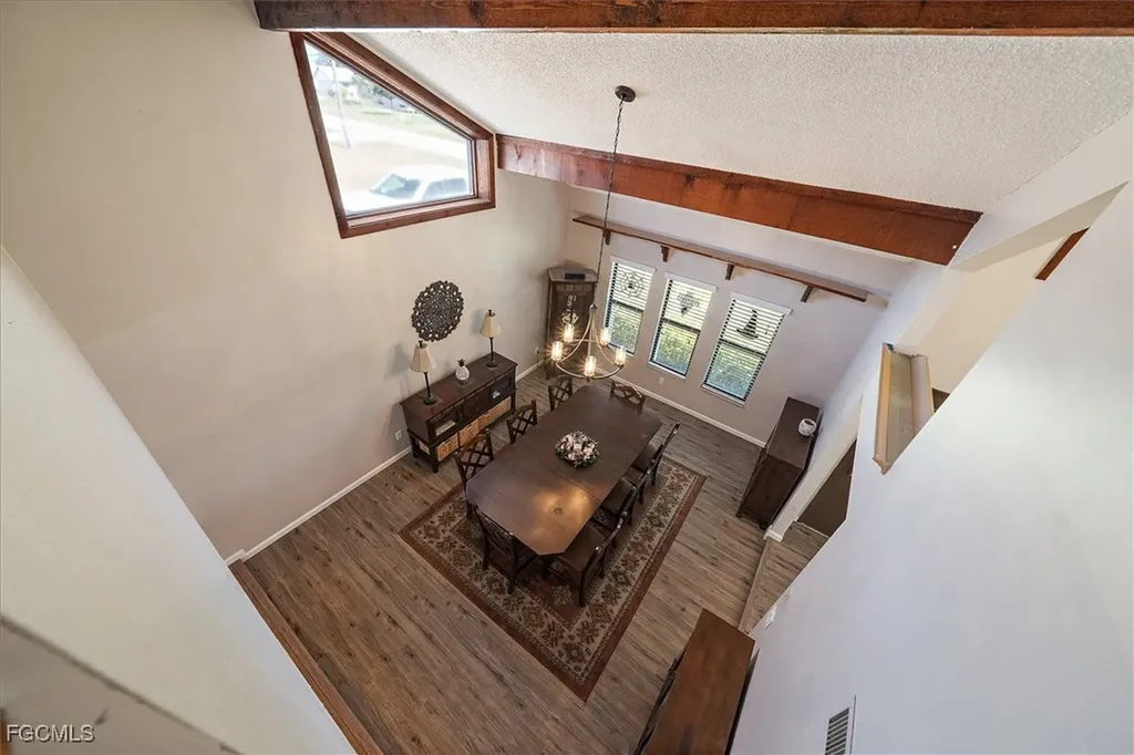 1008 SW 4th Place Cape Coral FL 33991