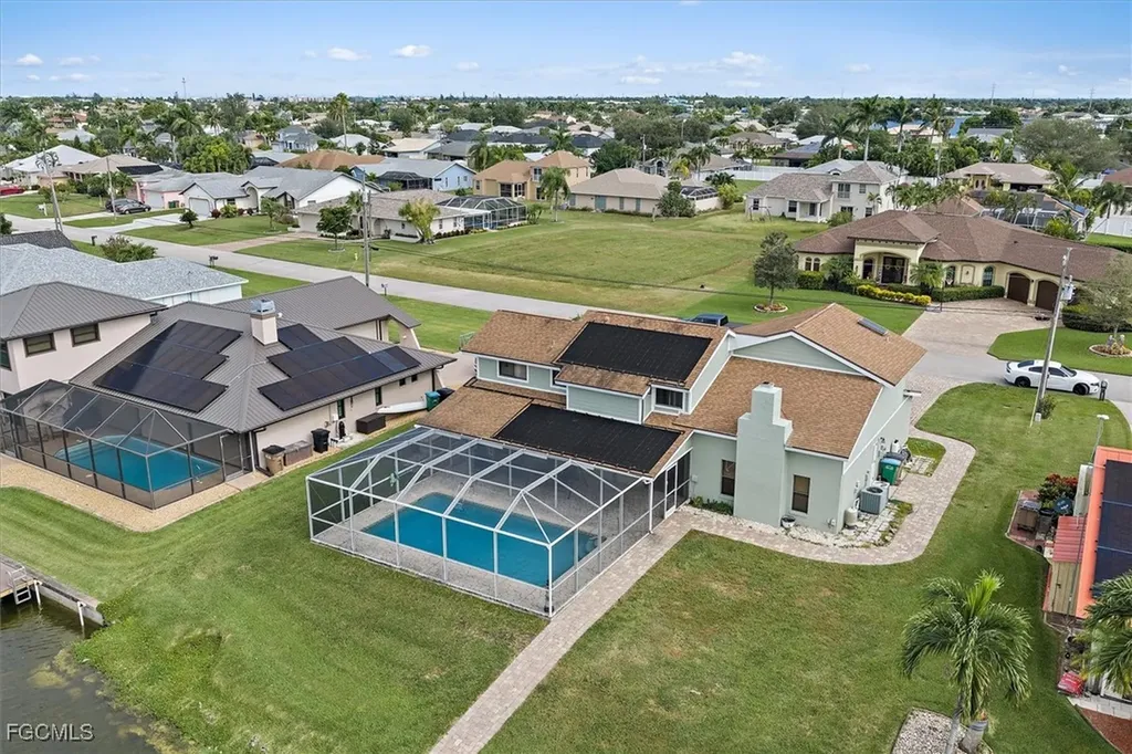 1008 SW 4th Place Cape Coral FL 33991