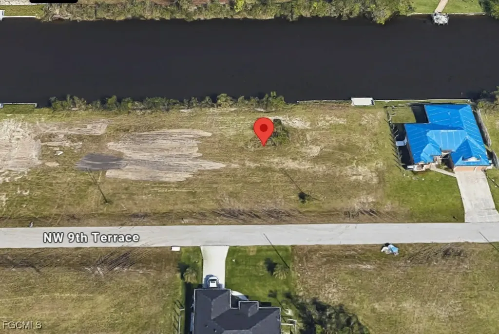 2631 NW 9th Terrace Cape Coral FL 33993