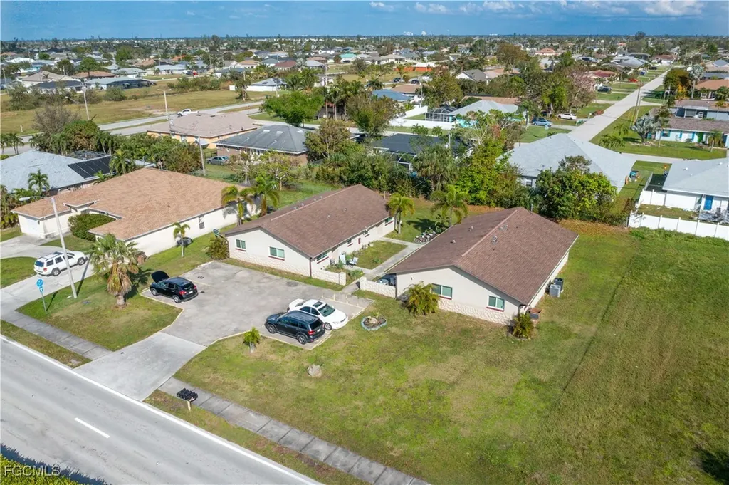 3215 Skyline Boulevard Cape Coral FL 33914