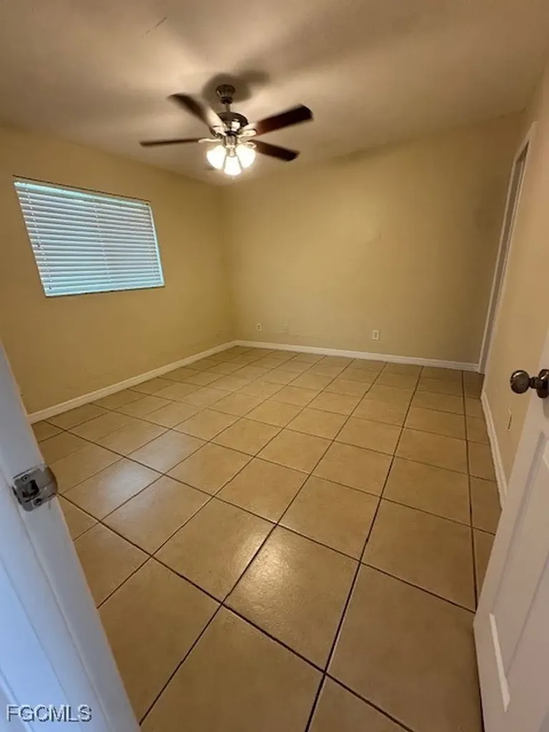3215 Skyline Boulevard Cape Coral FL 33914