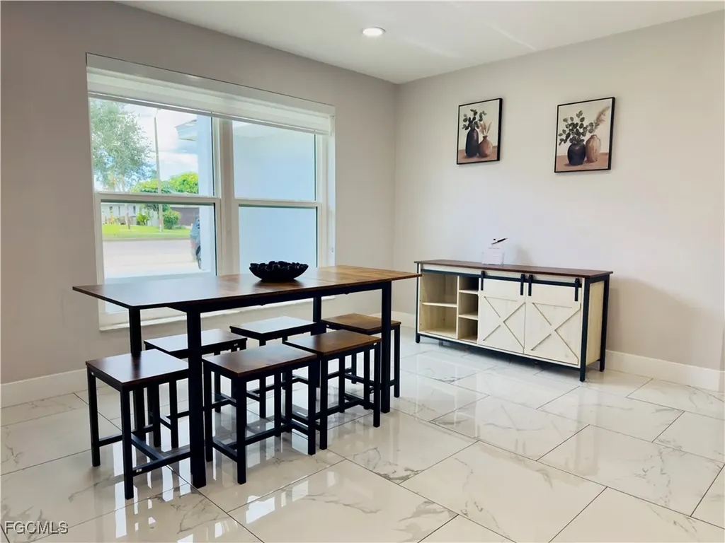 1813 Hancock Bridge Parkway Cape Coral FL 33990