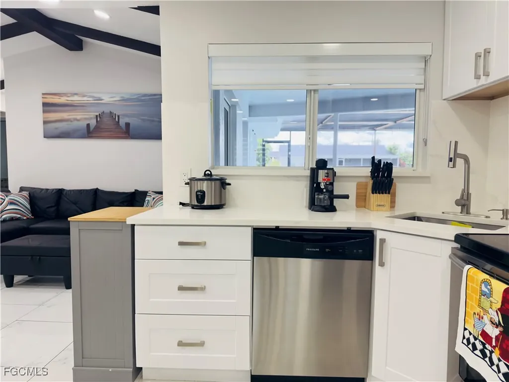 1813 Hancock Bridge Parkway Cape Coral FL 33990