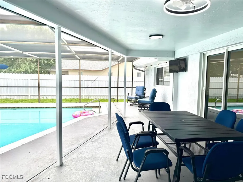 1813 Hancock Bridge Parkway Cape Coral FL 33990