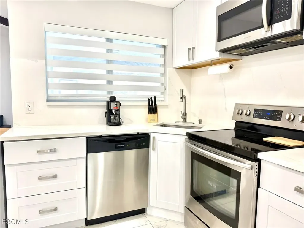 1813 Hancock Bridge Parkway Cape Coral FL 33990