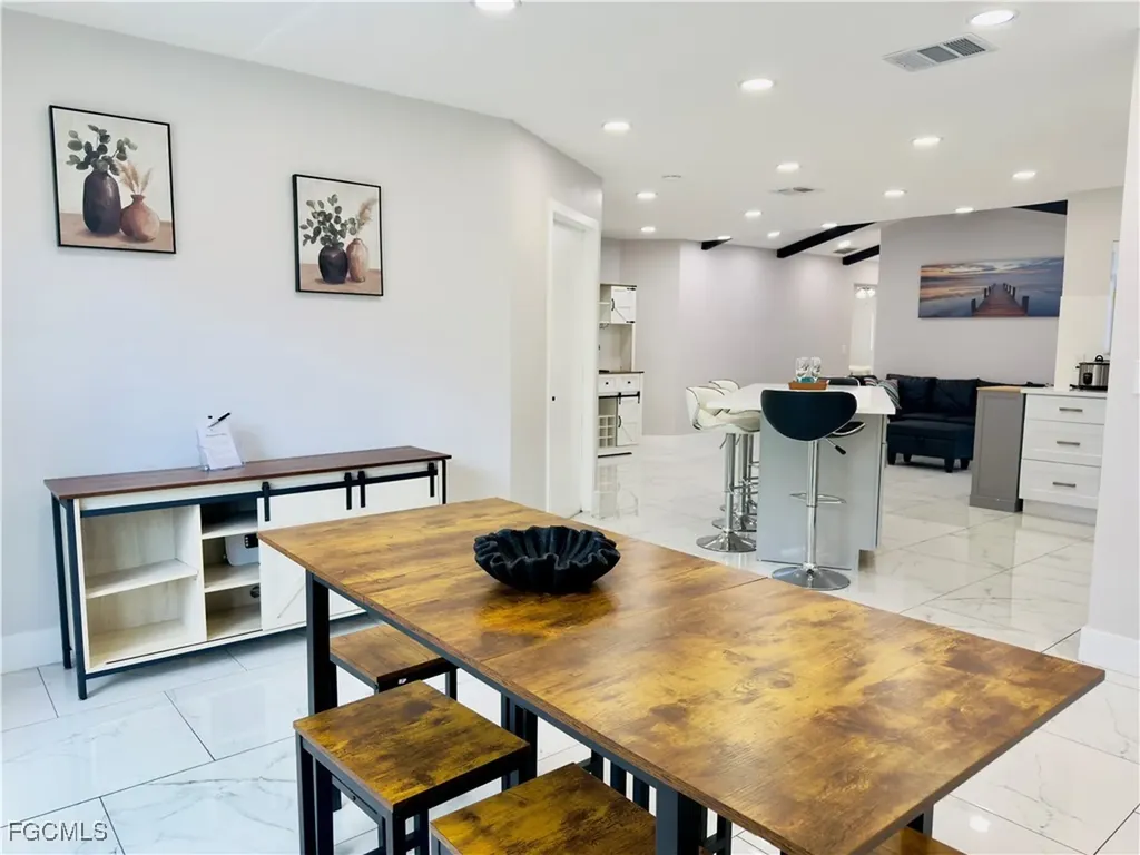 1813 Hancock Bridge Parkway Cape Coral FL 33990