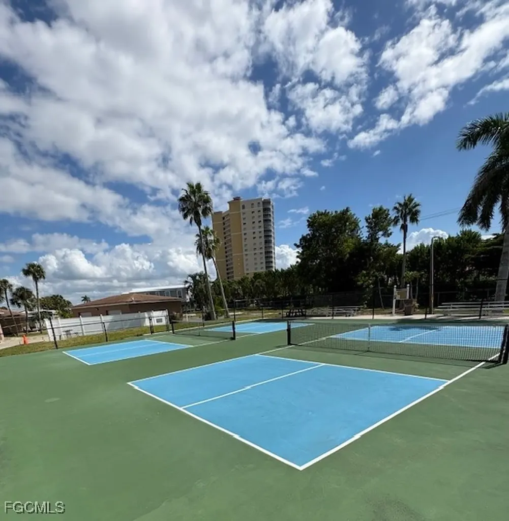 19681 Summerlin E-69 Road Fort Myers FL 33908