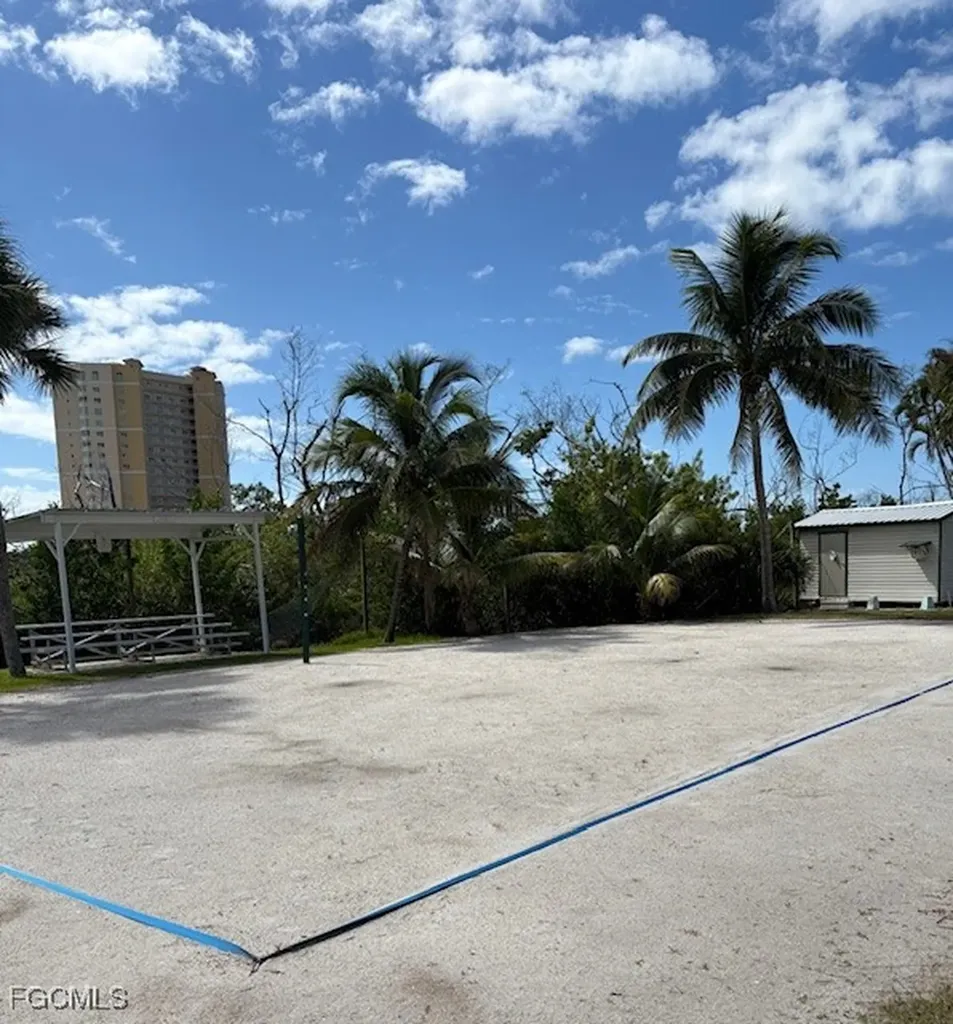 19681 Summerlin E-69 Road Fort Myers FL 33908