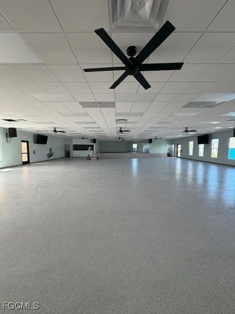 19681 Summerlin E-69 Road Fort Myers FL 33908