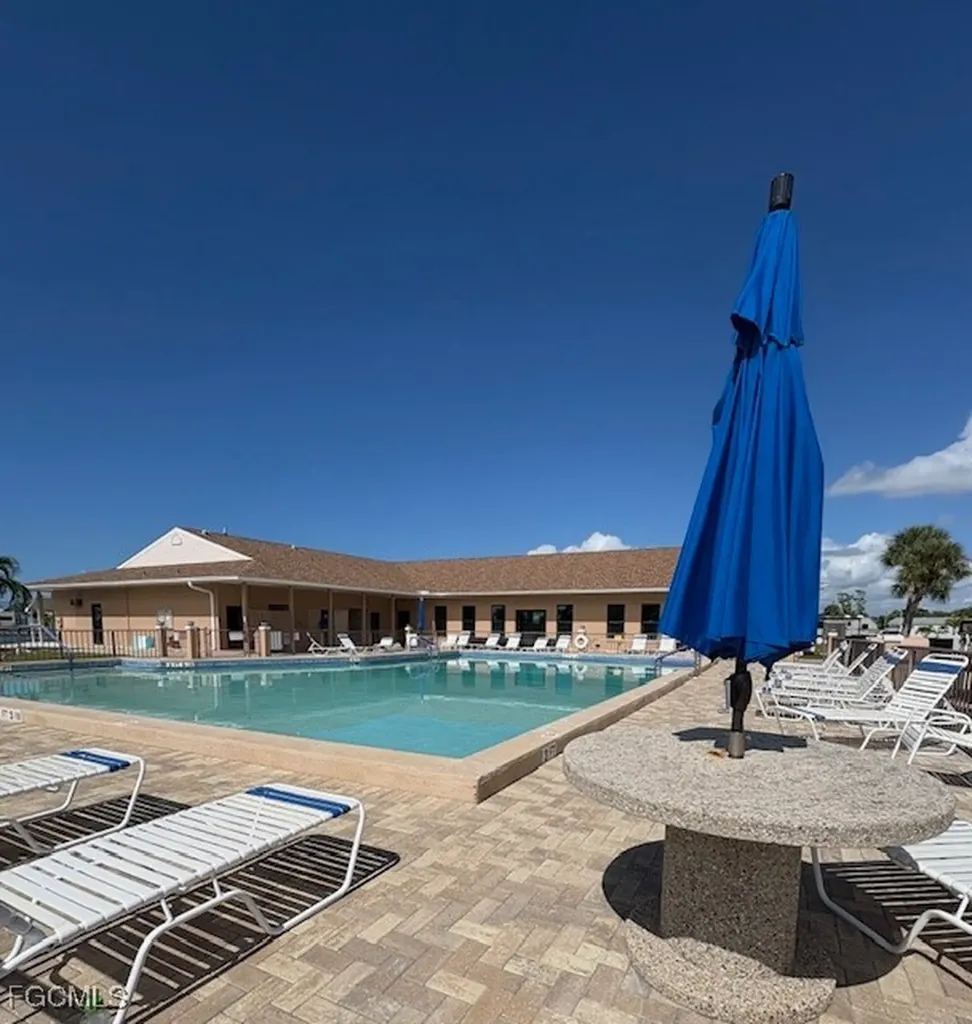 19681 Summerlin E-69 Road Fort Myers FL 33908