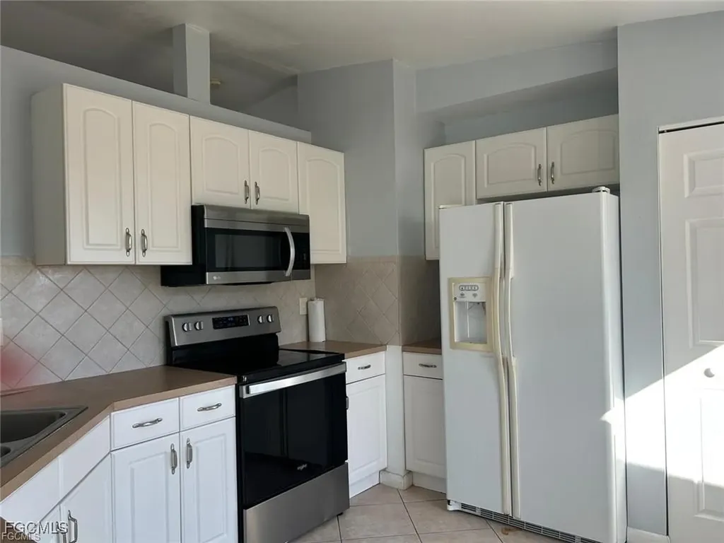 508 NW 23rd Terrace Cape Coral FL 33993