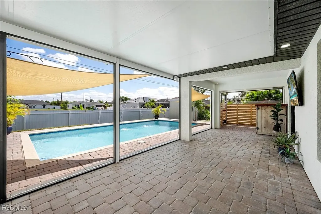 2809 NE 6th Place Cape Coral FL 33909