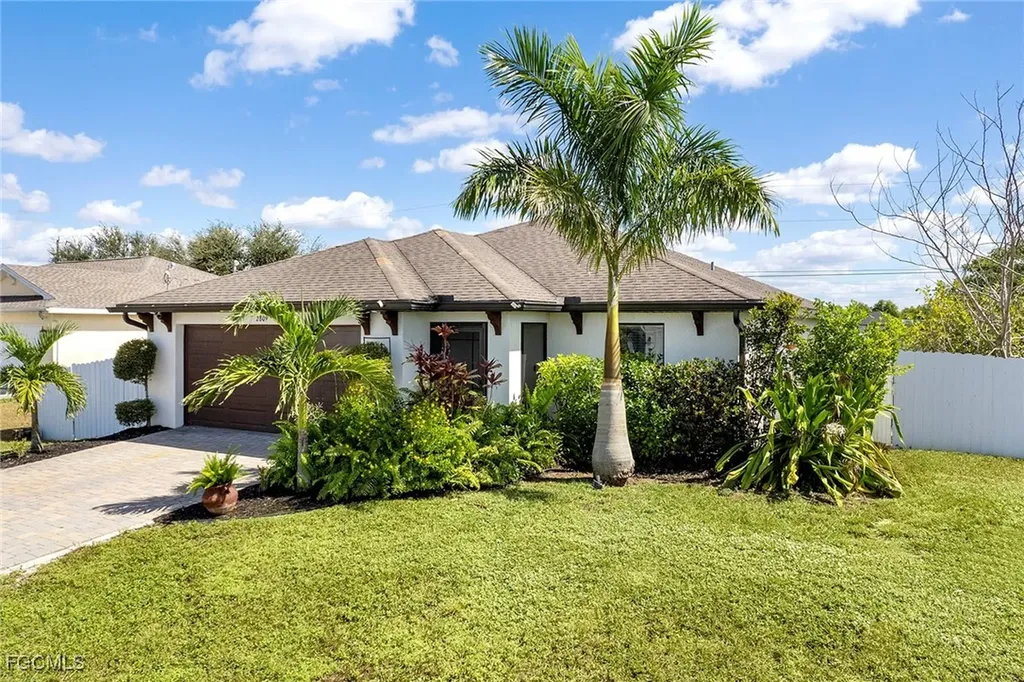 2809 NE 6th Place Cape Coral FL 33909