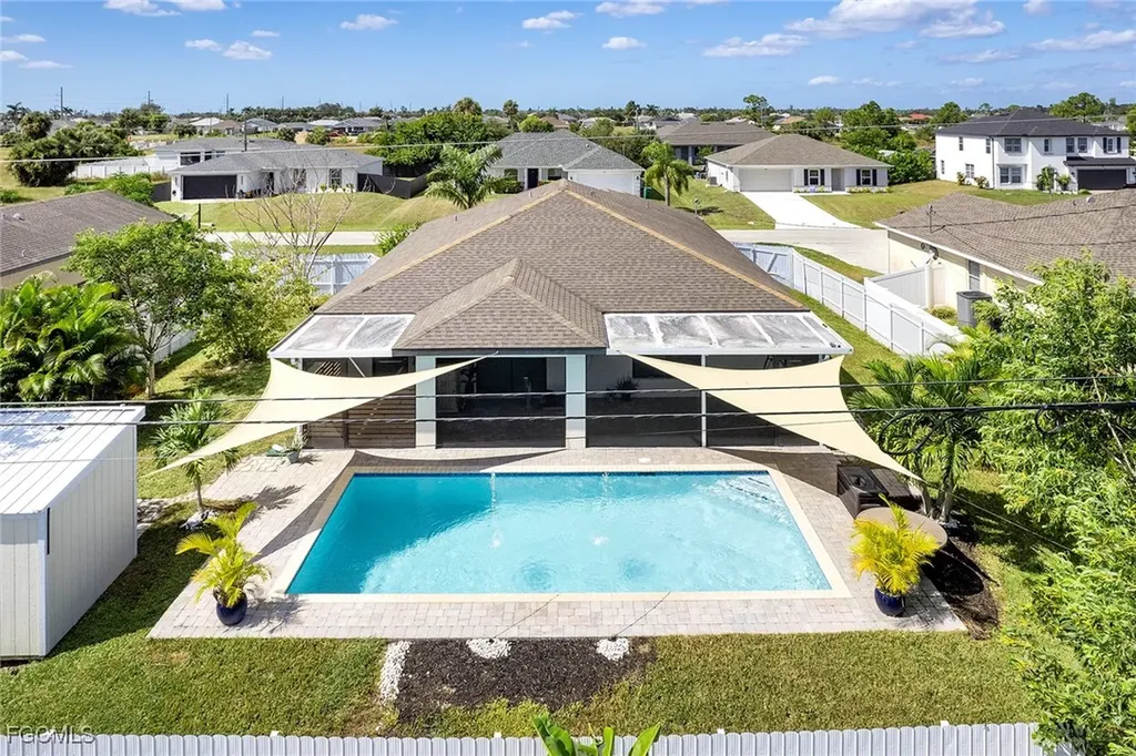 2809 NE 6th Place Cape Coral FL 33909