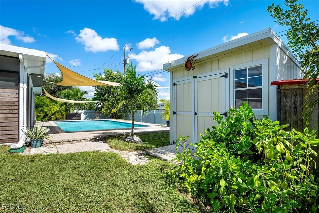 2809 NE 6th Place Cape Coral FL 33909