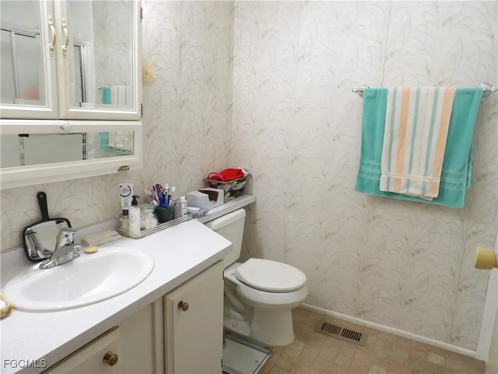 737 Knotty Pine Circle North Fort Myers FL 33917