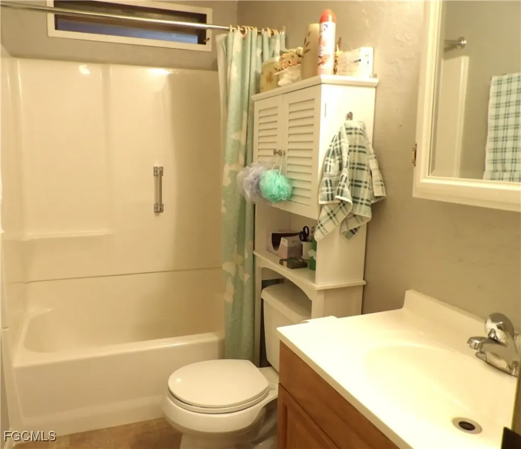 737 Knotty Pine Circle North Fort Myers FL 33917