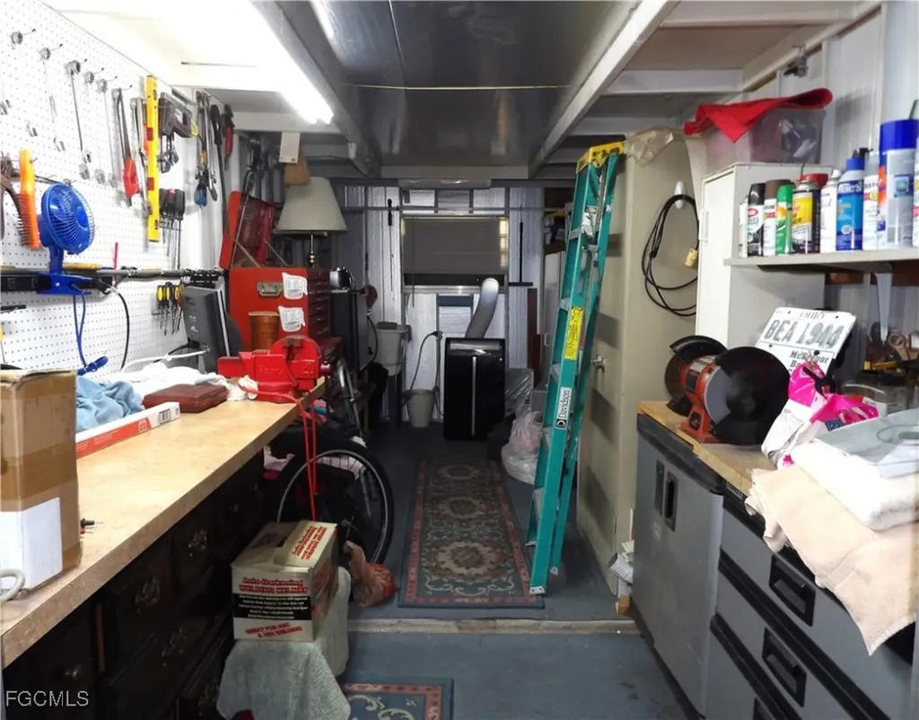 737 Knotty Pine Circle North Fort Myers FL 33917