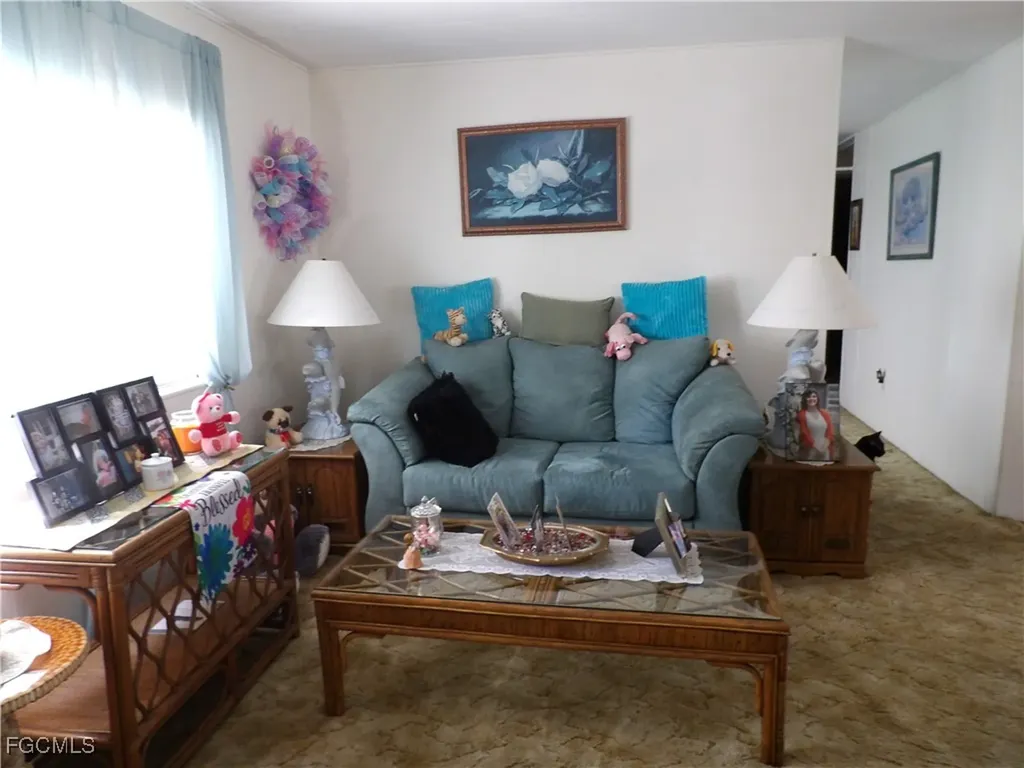 737 Knotty Pine Circle North Fort Myers FL 33917