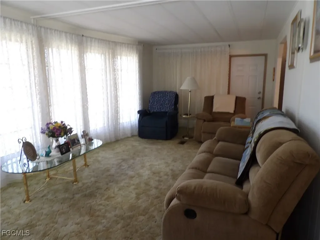 737 Knotty Pine Circle North Fort Myers FL 33917