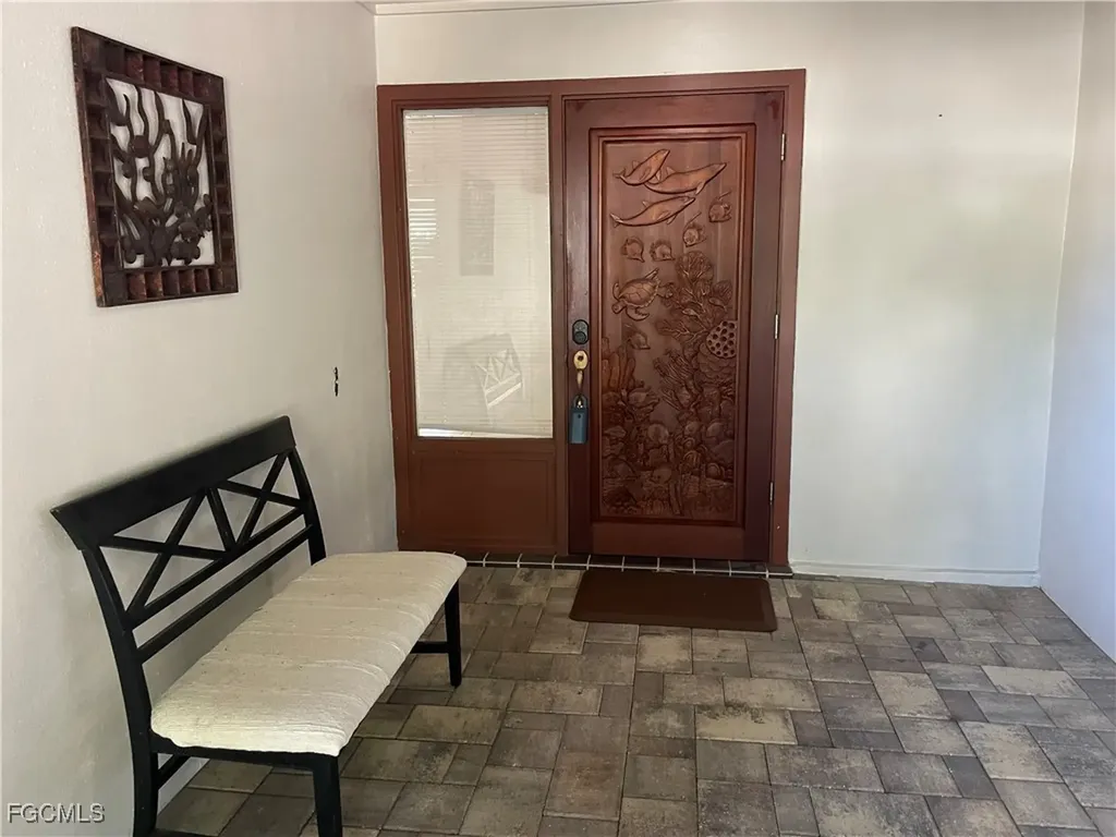 6335 Hofstra Court W Fort Myers FL 33919