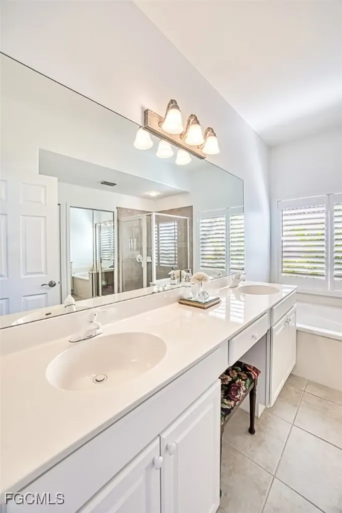 9143 Shadow Glen Way Fort Myers FL 33913