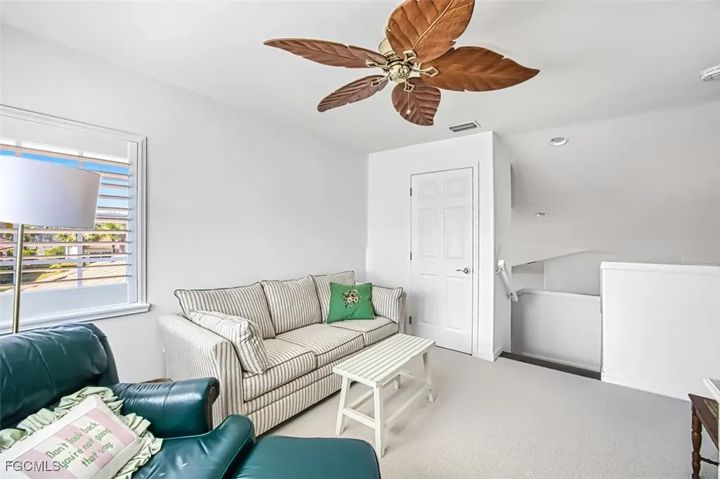 9143 Shadow Glen Way Fort Myers FL 33913