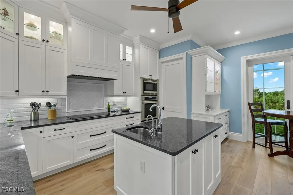 4988 Joewood Drive Sanibel FL 33957