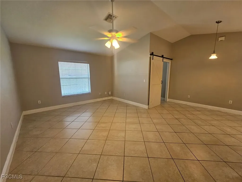 171 SE 21st Terrace Cape Coral FL 33990
