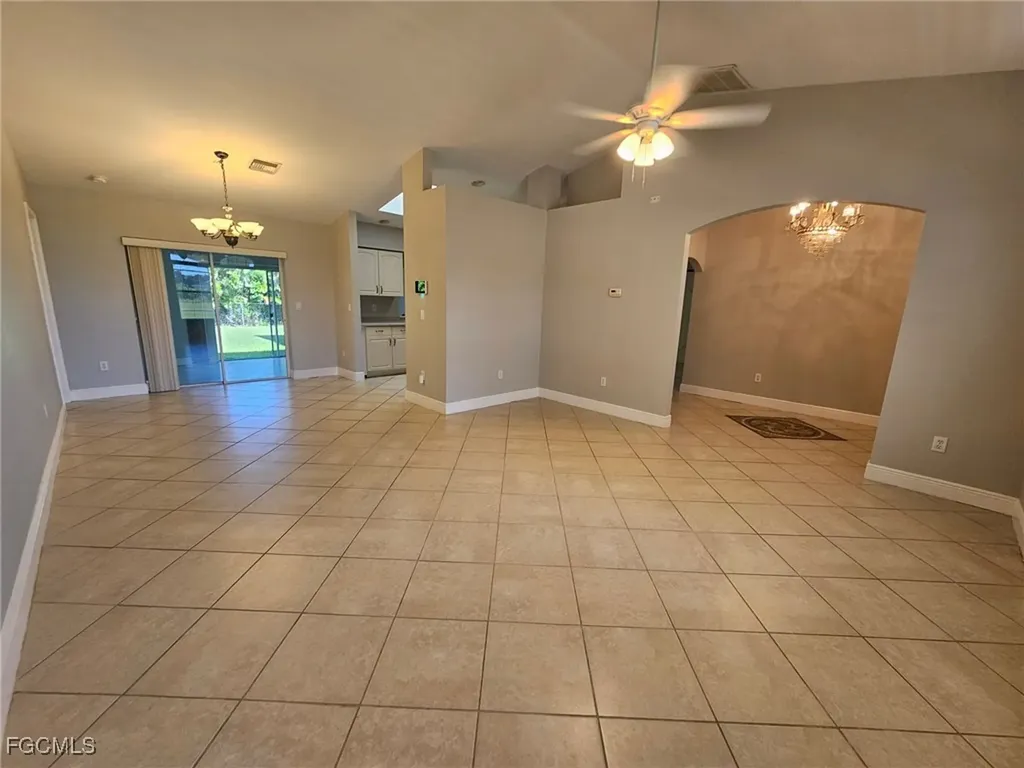 171 SE 21st Terrace Cape Coral FL 33990