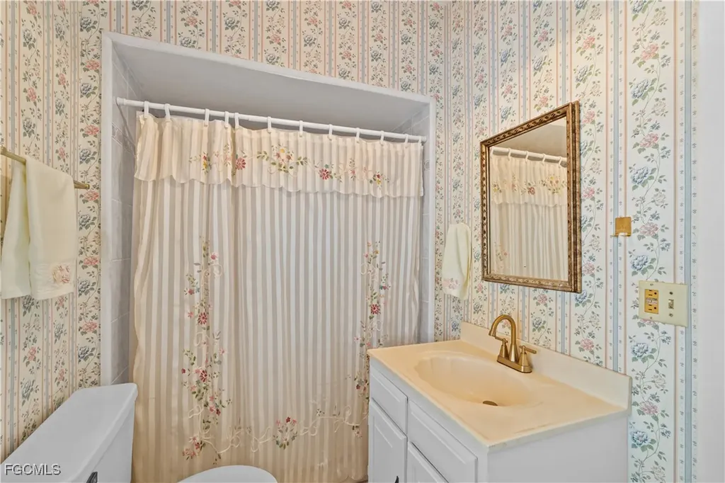 3235 Avocado Drive Fort Myers FL 33901